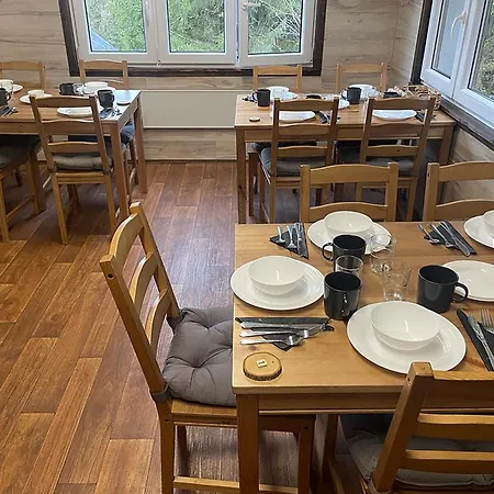 Wolf House Klinovec بيت ضيافة Loučná pod Klínovcem