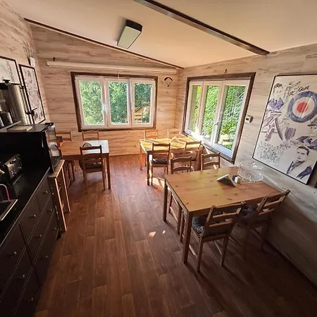 Wolf House Klinovec بيت ضيافة Loučná pod Klínovcem