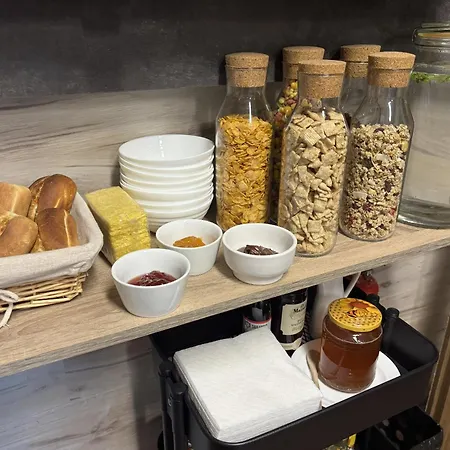 Konukevi Wolf House Klinovec