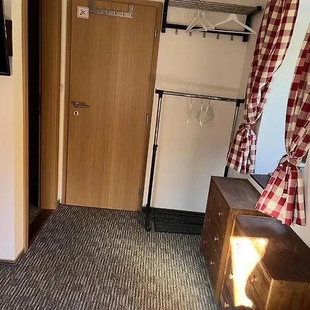 بيت ضيافة Wolf House Klinovec